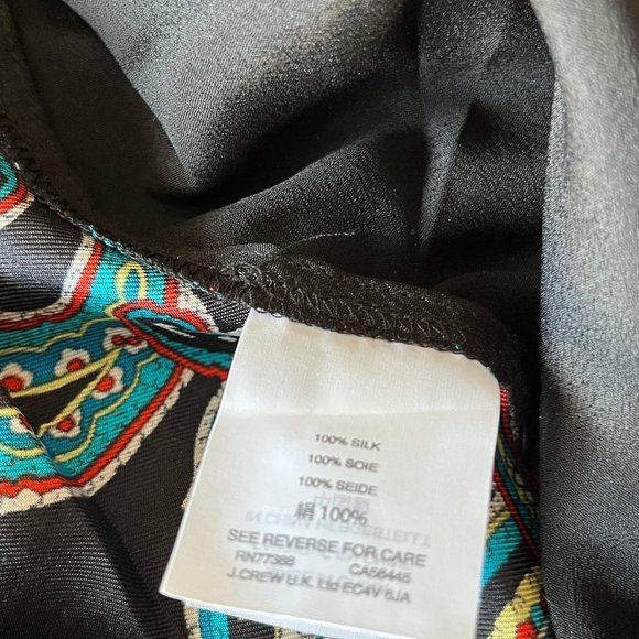 Paisley pajama-style silk pant size 6. - Picture 4 of 4